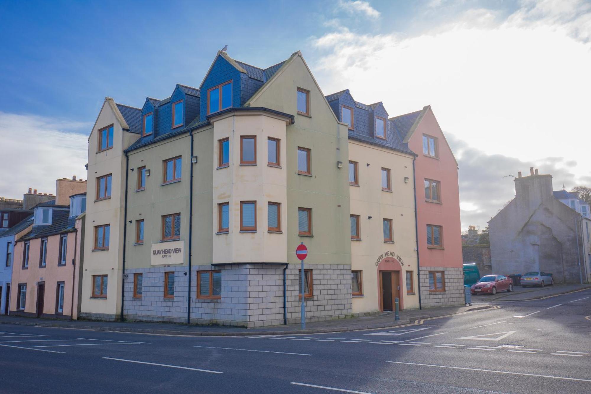 Quay Head View Aparthotel Stranraer Exteriör bild