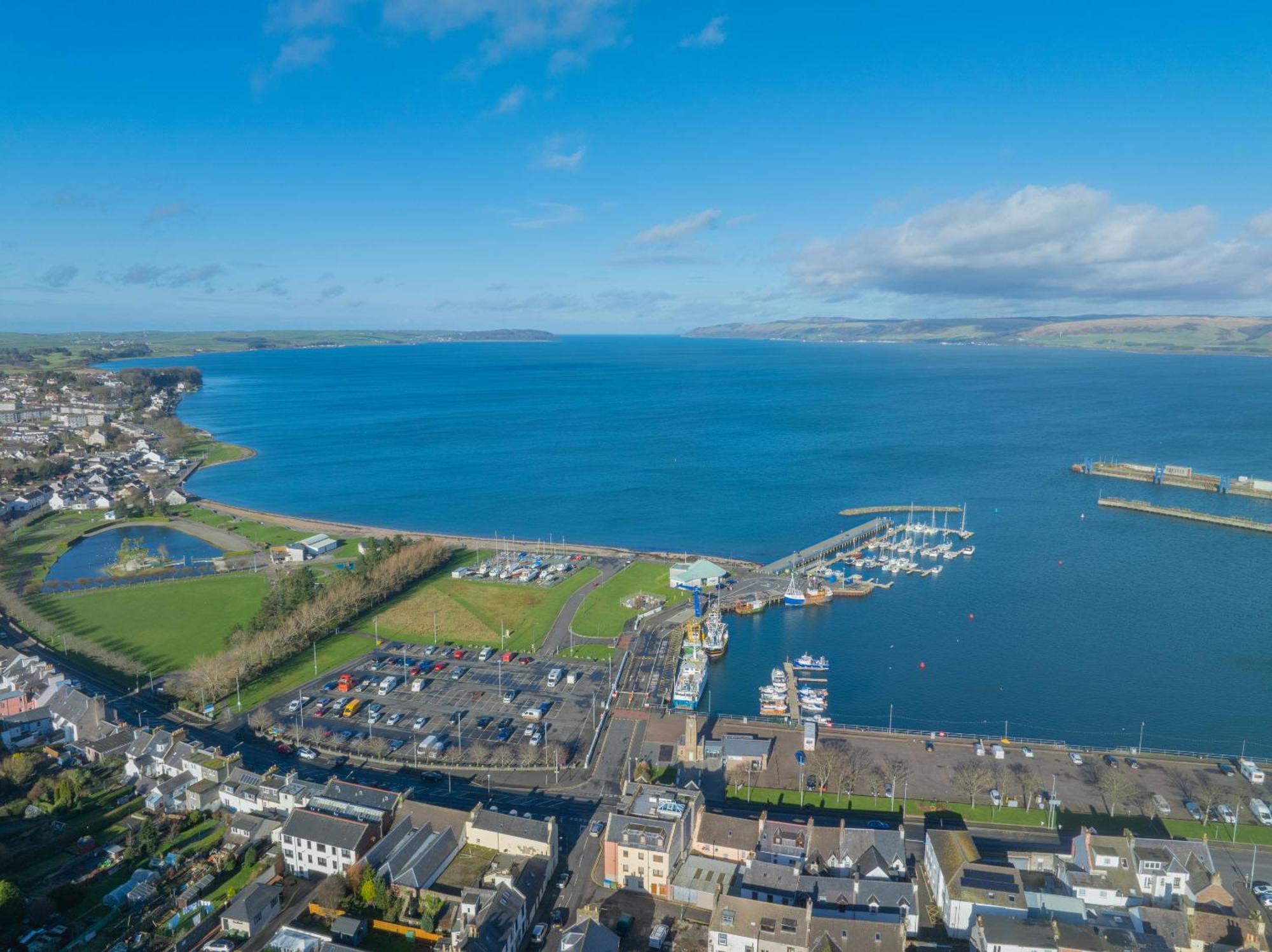 Quay Head View Aparthotel Stranraer Exteriör bild