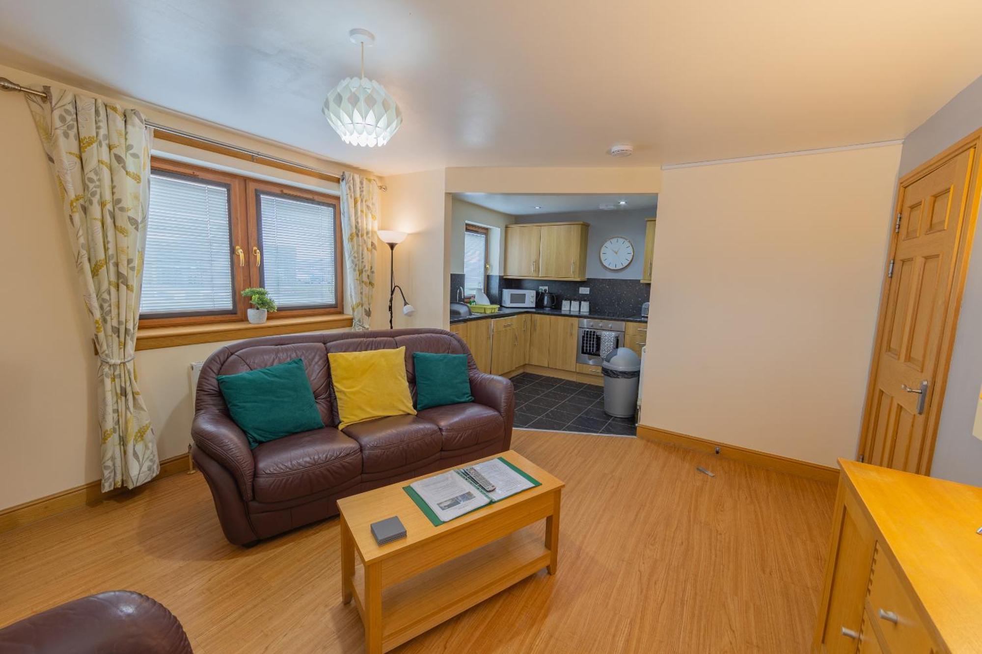 Quay Head View Aparthotel Stranraer Rum bild