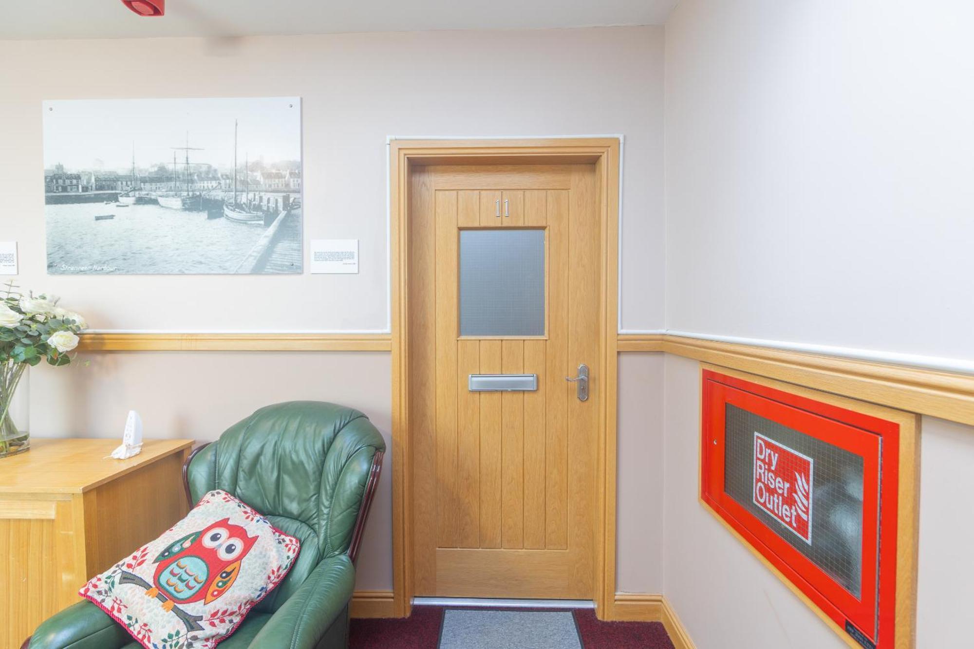 Quay Head View Aparthotel Stranraer Rum bild