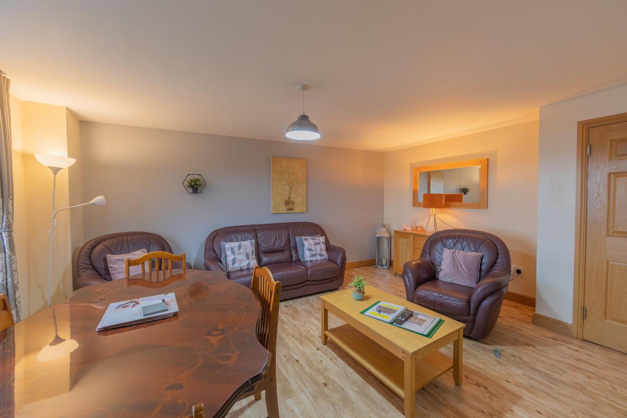 Quay Head View Aparthotel Stranraer Rum bild