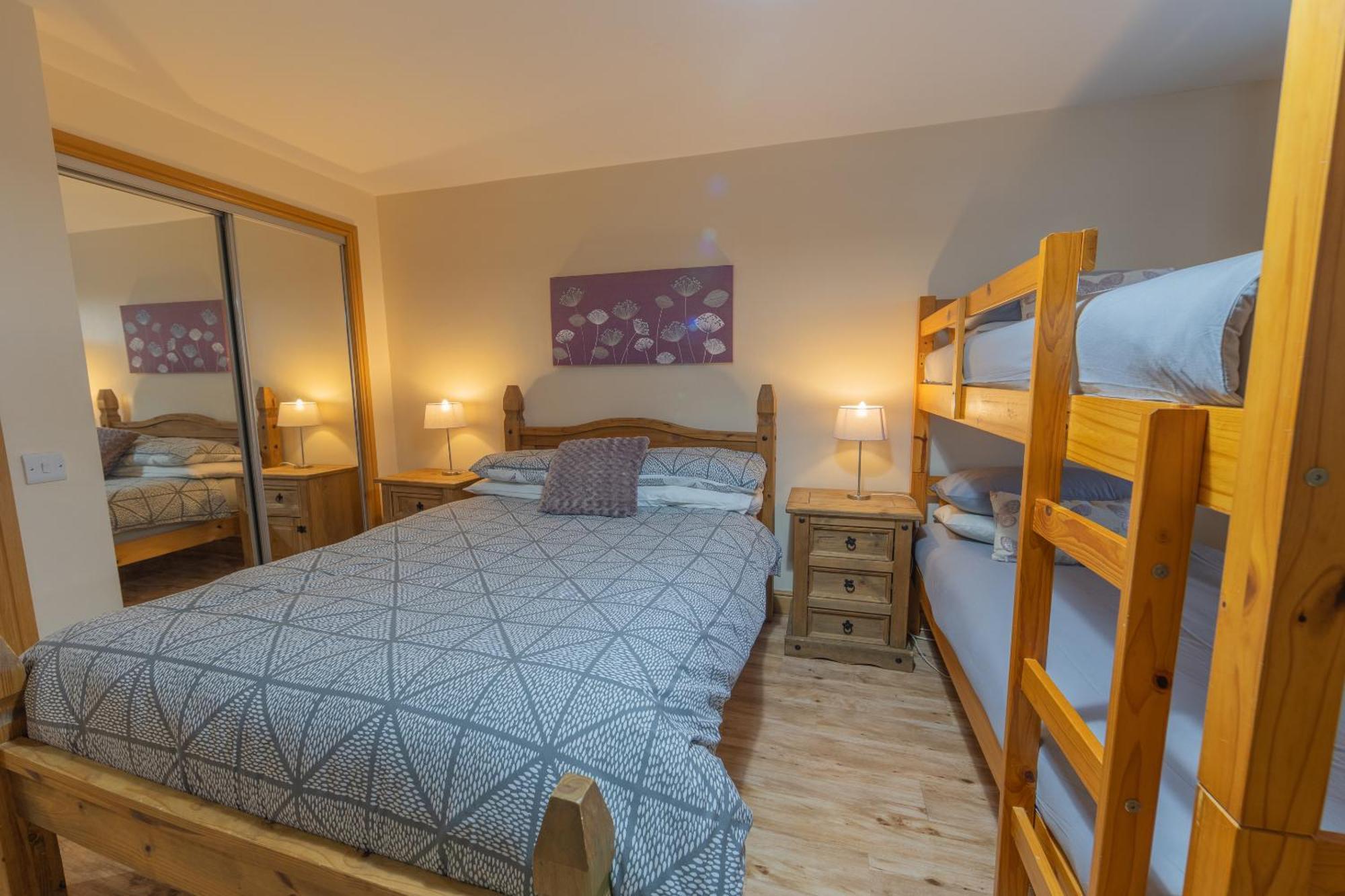 Quay Head View Aparthotel Stranraer Rum bild